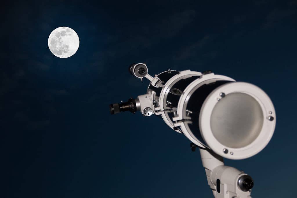 Ten en cuenta la distancia focal de tu telescopio